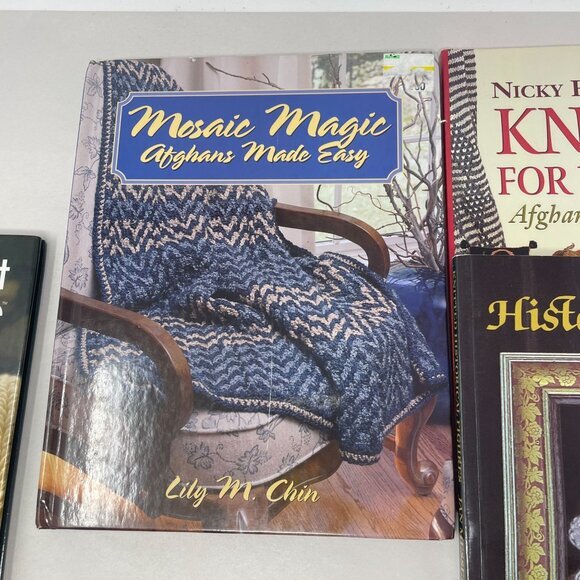 Lot of 4 Knitting Pattern Books Mosaic Magic Afghans Historical Figures Pillows - Picture 5 of 10